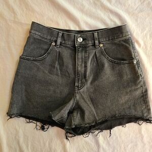 Express Super High Rise Mom Shorts 4 Black Denim Raw Hem
